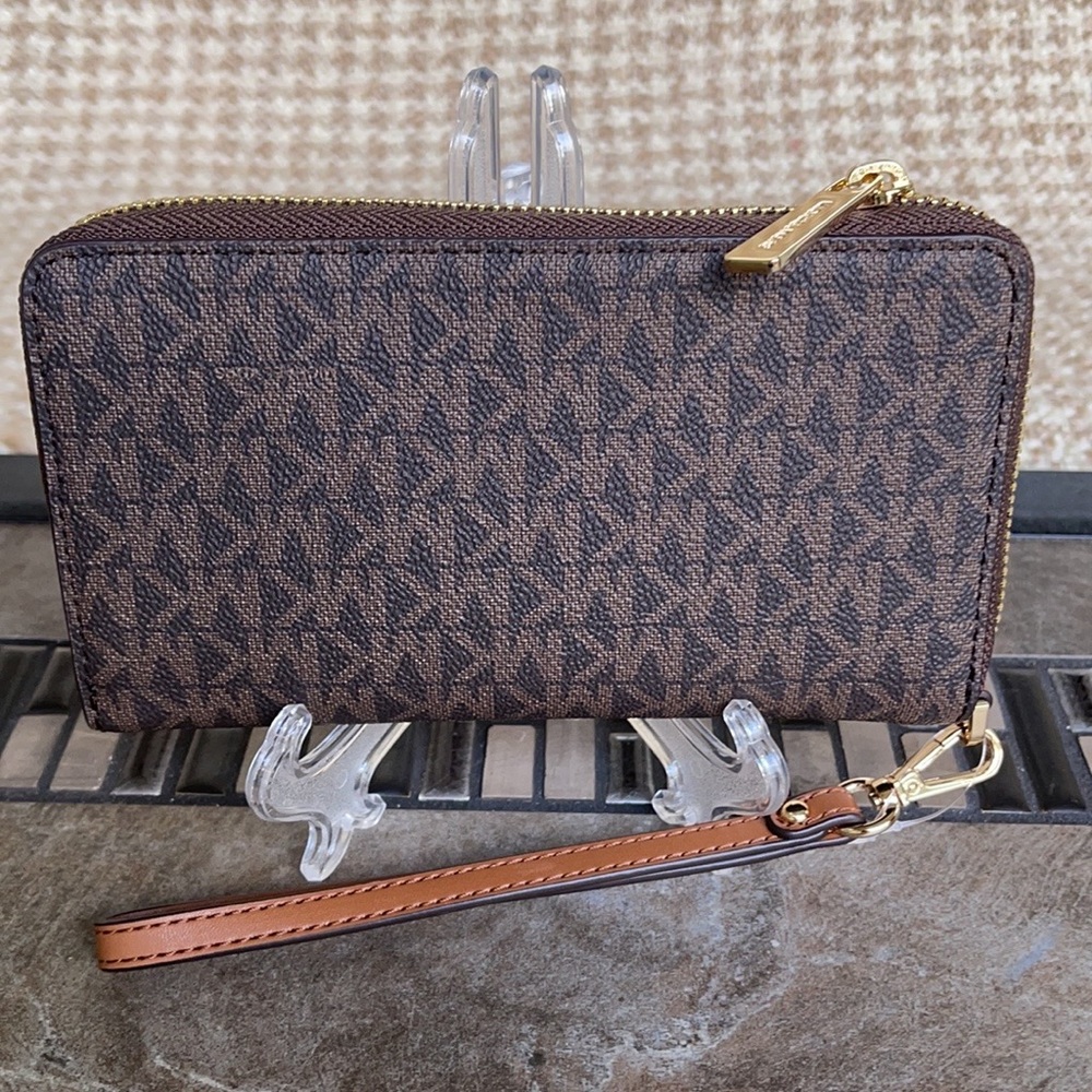 Michael Kors Jet Set Travel Lg Flat Multifunctional Phone Case-Wristlet-Wallet - Picture 16 of 16